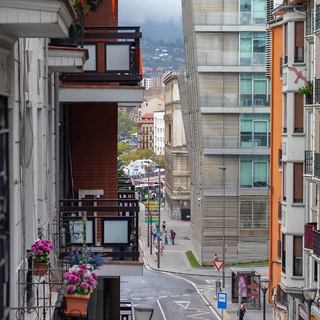 Inar Centrico Apartamento Junto Ayuntamiento & Ria Μπιλμπάο Εξωτερικό φωτογραφία
