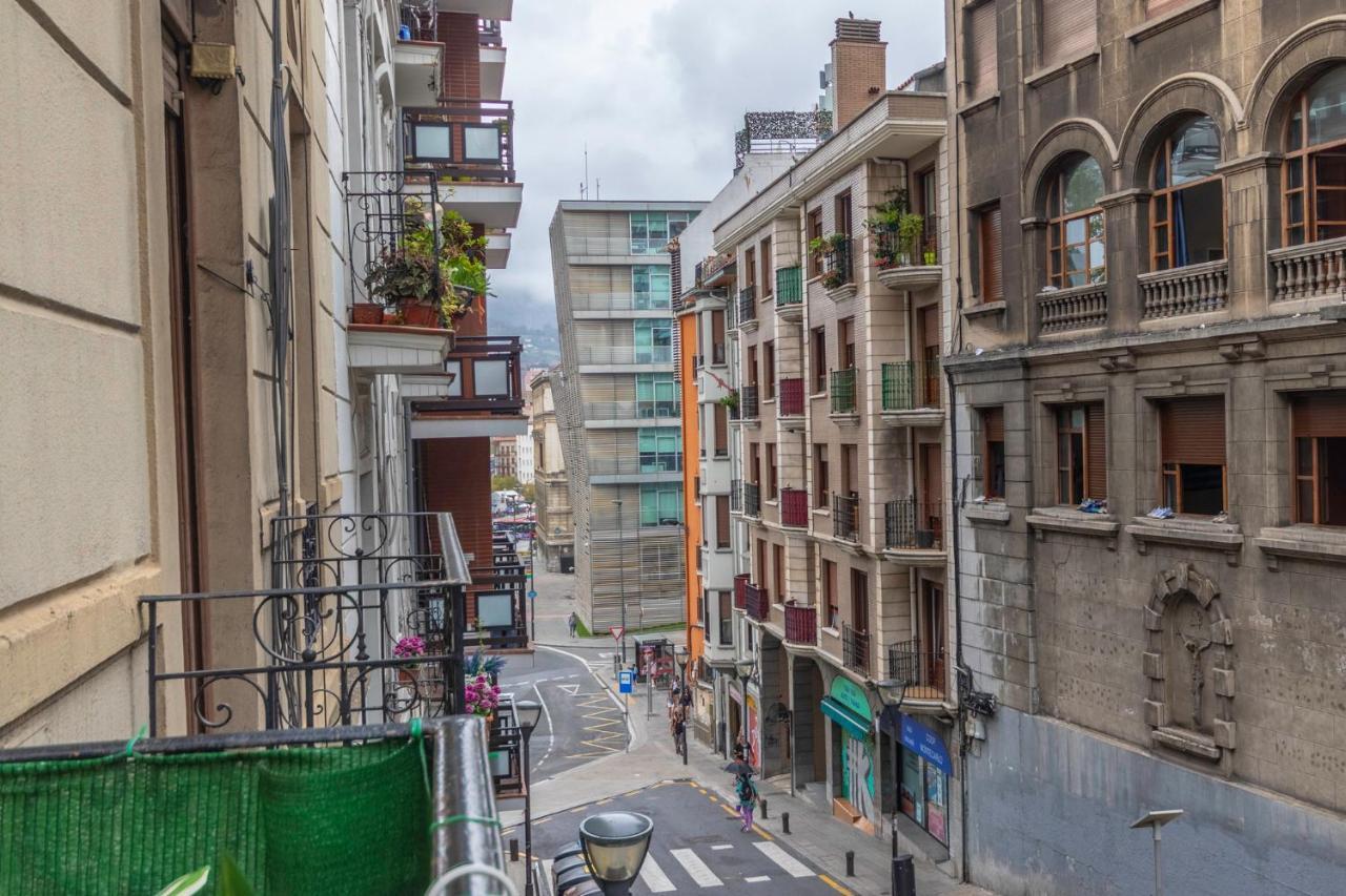 Inar Centrico Apartamento Junto Ayuntamiento & Ria Μπιλμπάο Εξωτερικό φωτογραφία